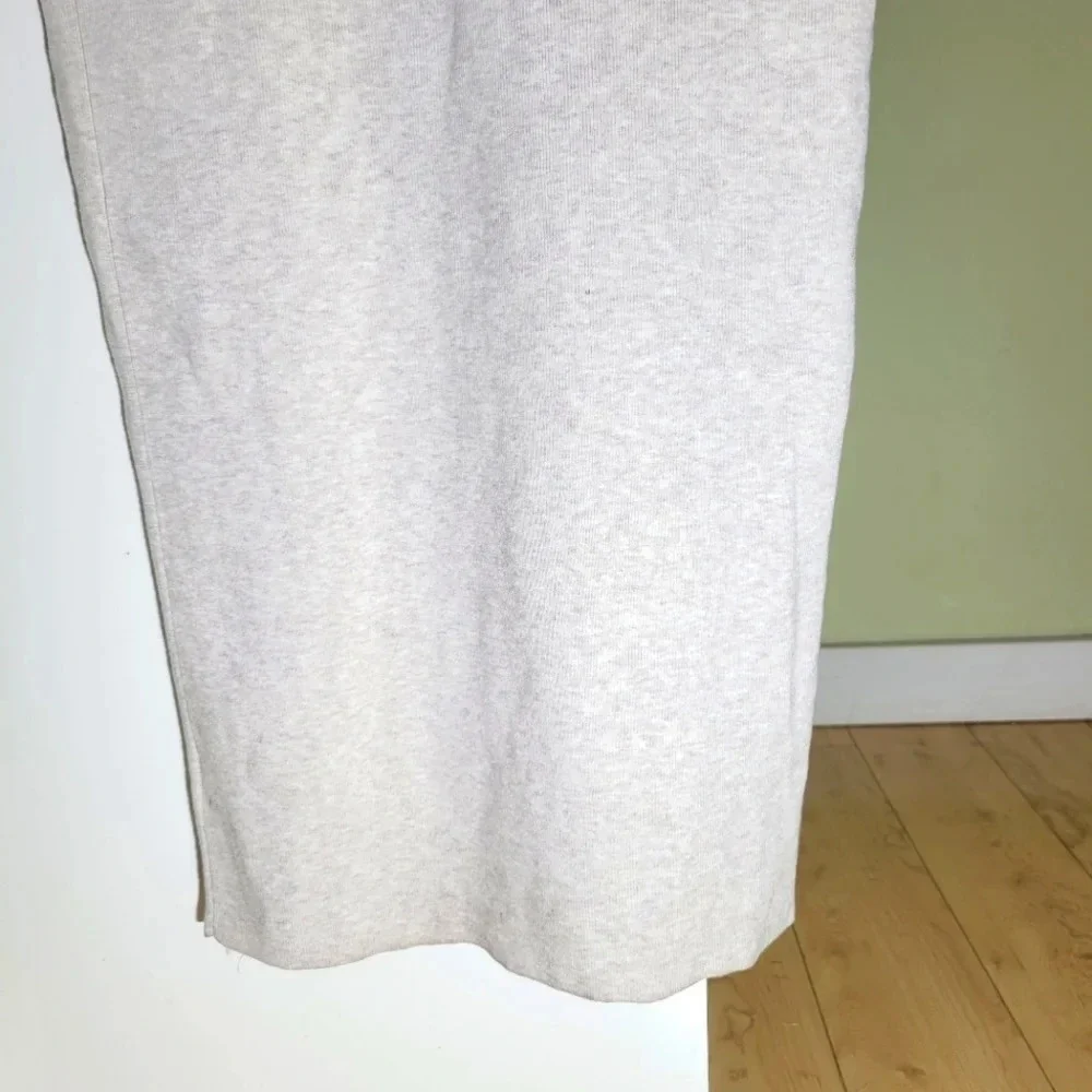 Aritzia Babaton sweater dress Bogart Turtleneck midi beige oatmeal large - Picture 9 of 12